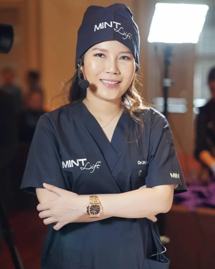 Dr. Waleerat in MINT Lift scrubs as international invited speaker